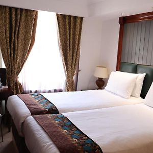 Deluxe Zimmer mit zwei Einzelbetten